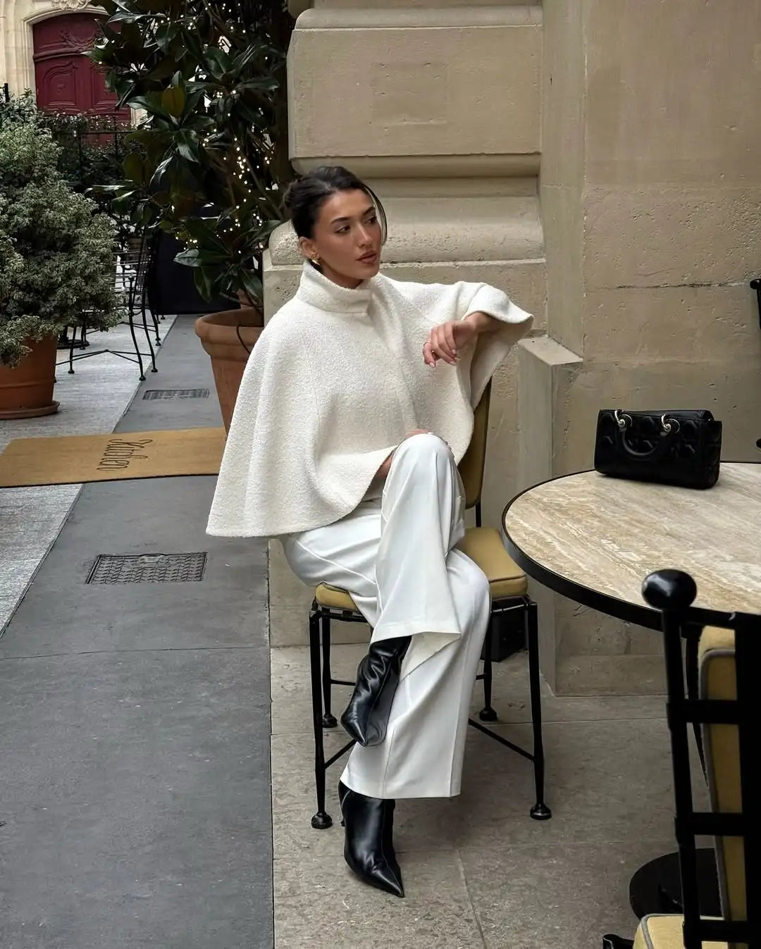 Isolde Timeless Winter Cape