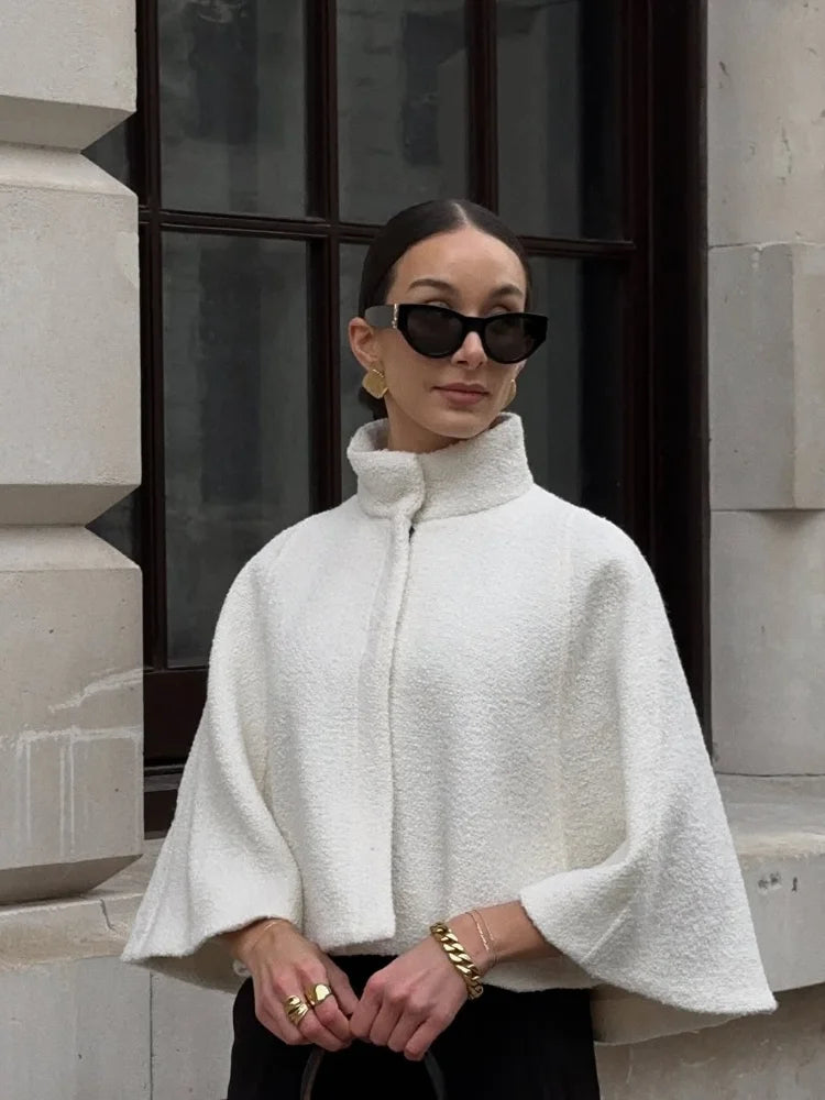 Isolde Timeless Winter Cape