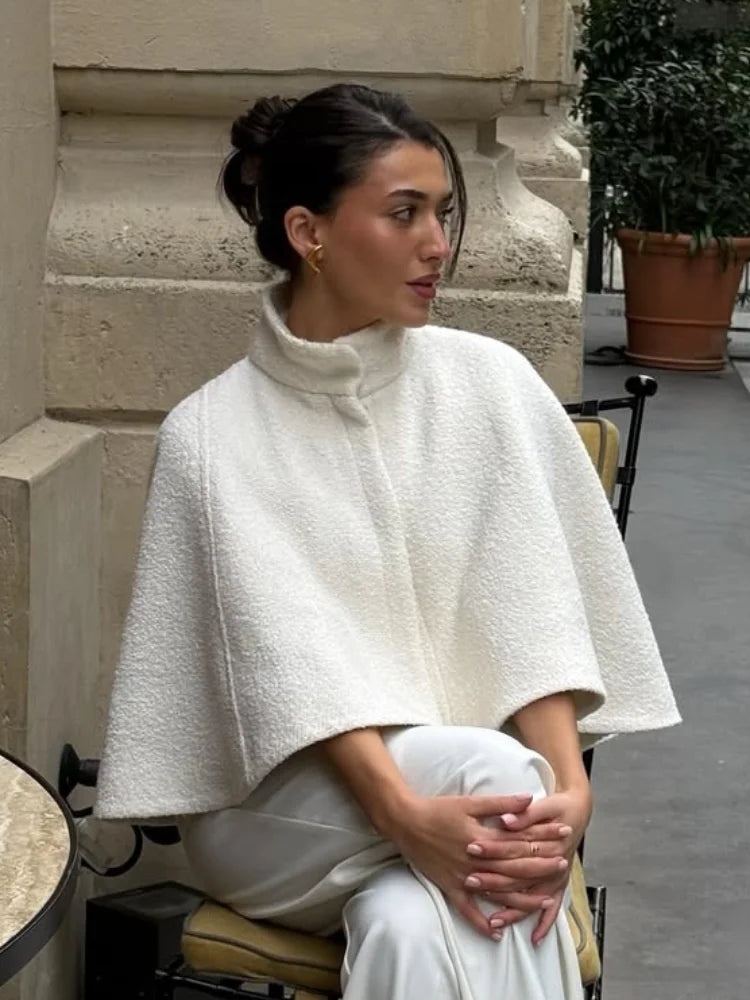 Isolde Timeless Winter Cape