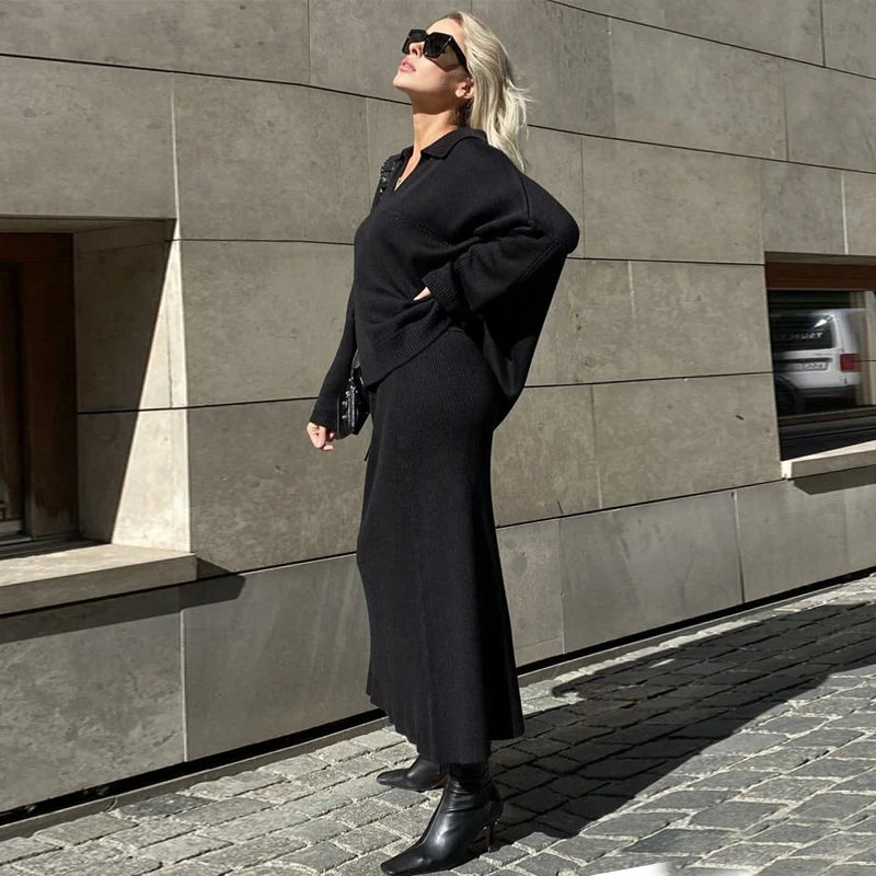 The Maelis Ensemble – Flowing Knit Top & Maxi Skirt