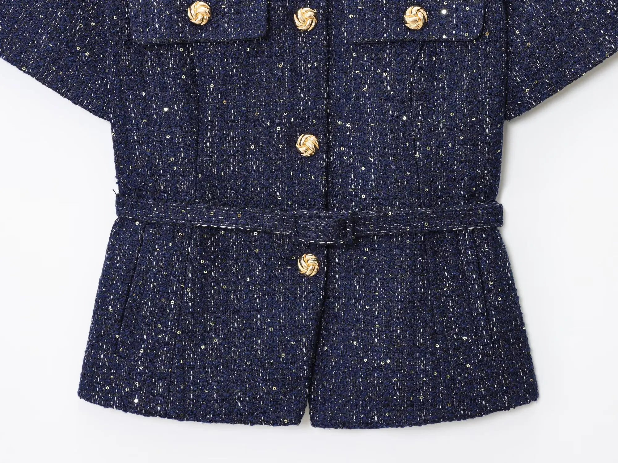 The Delvaux Coat – Timeless Short-Sleeve Outerwear