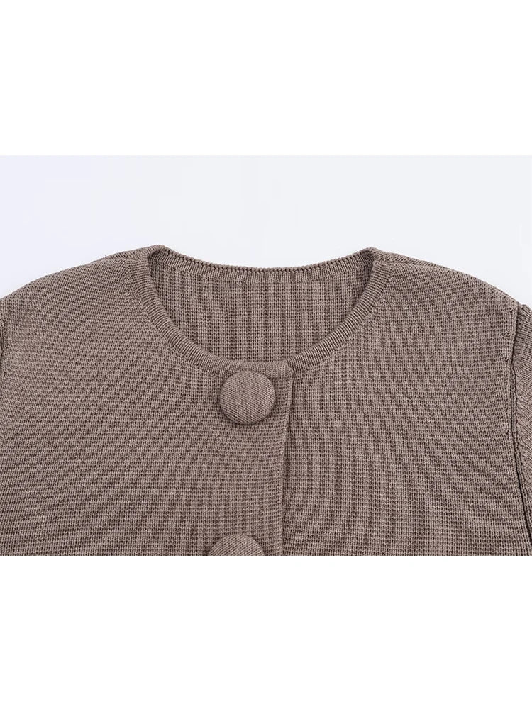 Tailored Knit Button-Down with Polished Silhouette