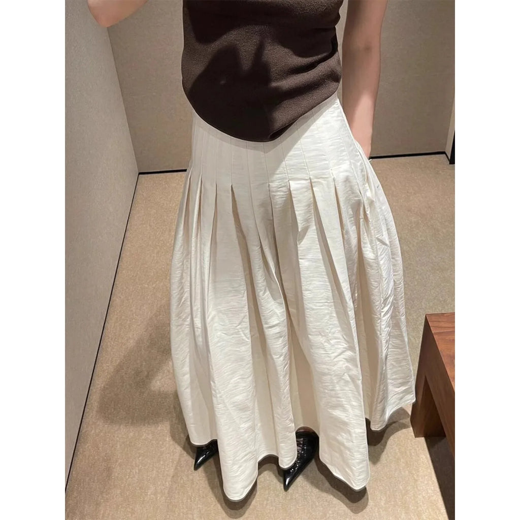 The Mirette Skirt – Elegant Folded Midi in Modern Neutral Hues