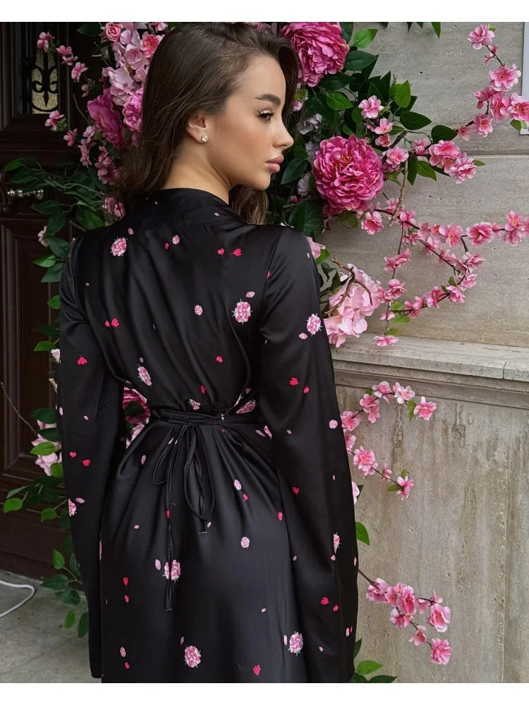 The Miralyn Maxi– Floral Pattern with Sculpted Waist