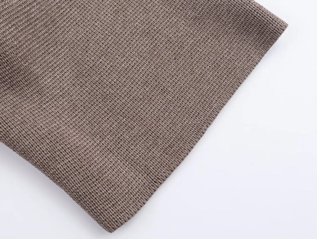Tailored Knit Button-Down with Polished Silhouette