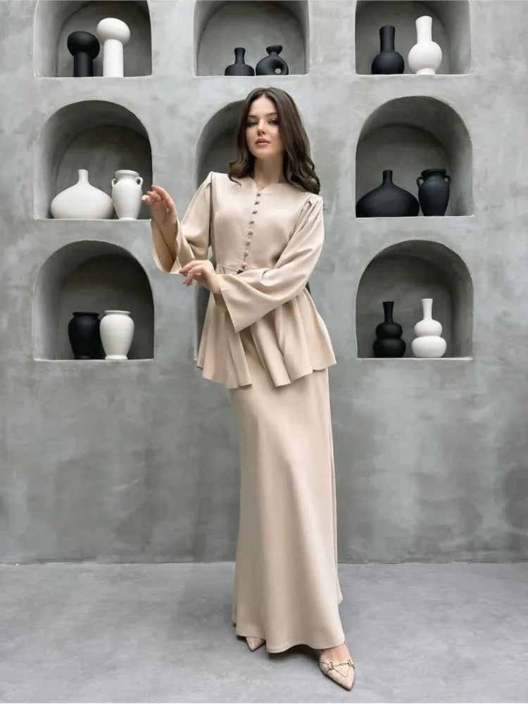 The Amaris Set – Dreamy Simplicity in a Flowing Form