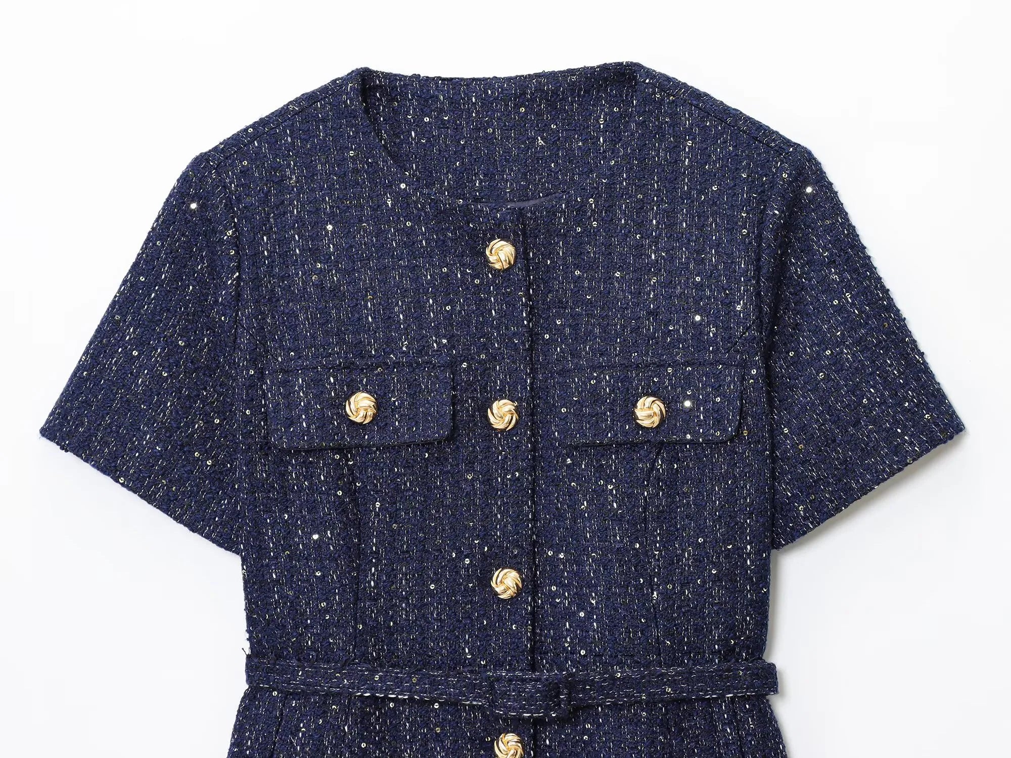 The Delvaux Coat – Timeless Short-Sleeve Outerwear