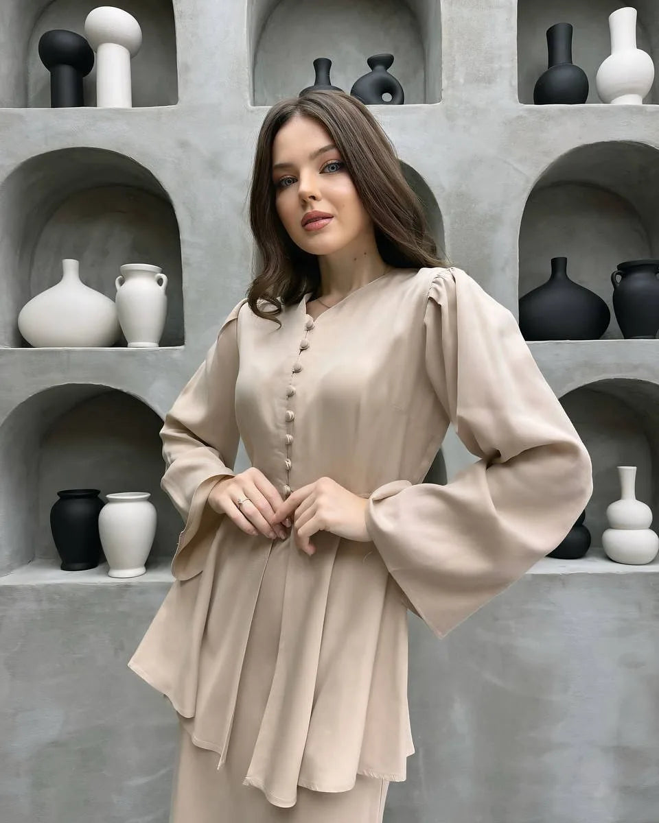 The Amaris Set – Dreamy Simplicity in a Flowing Form