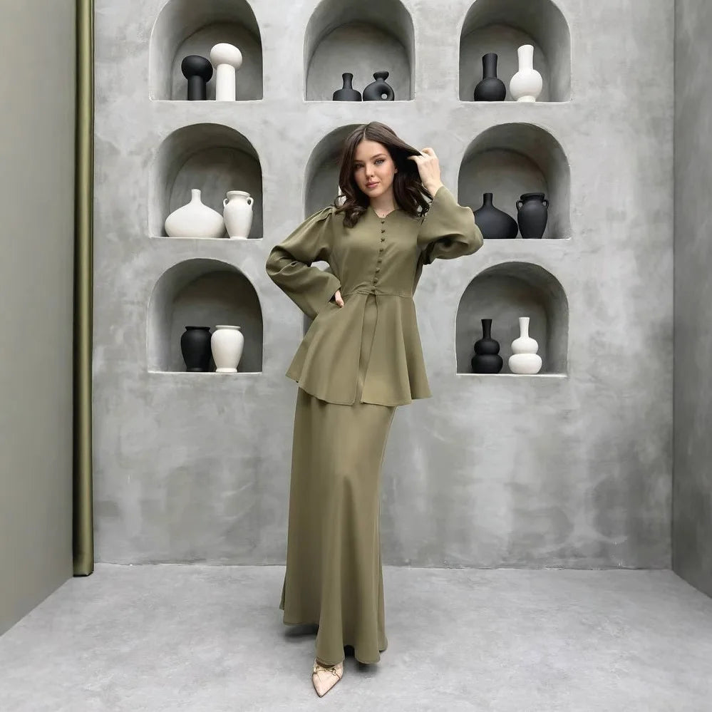 The Amaris Set – Dreamy Simplicity in a Flowing Form