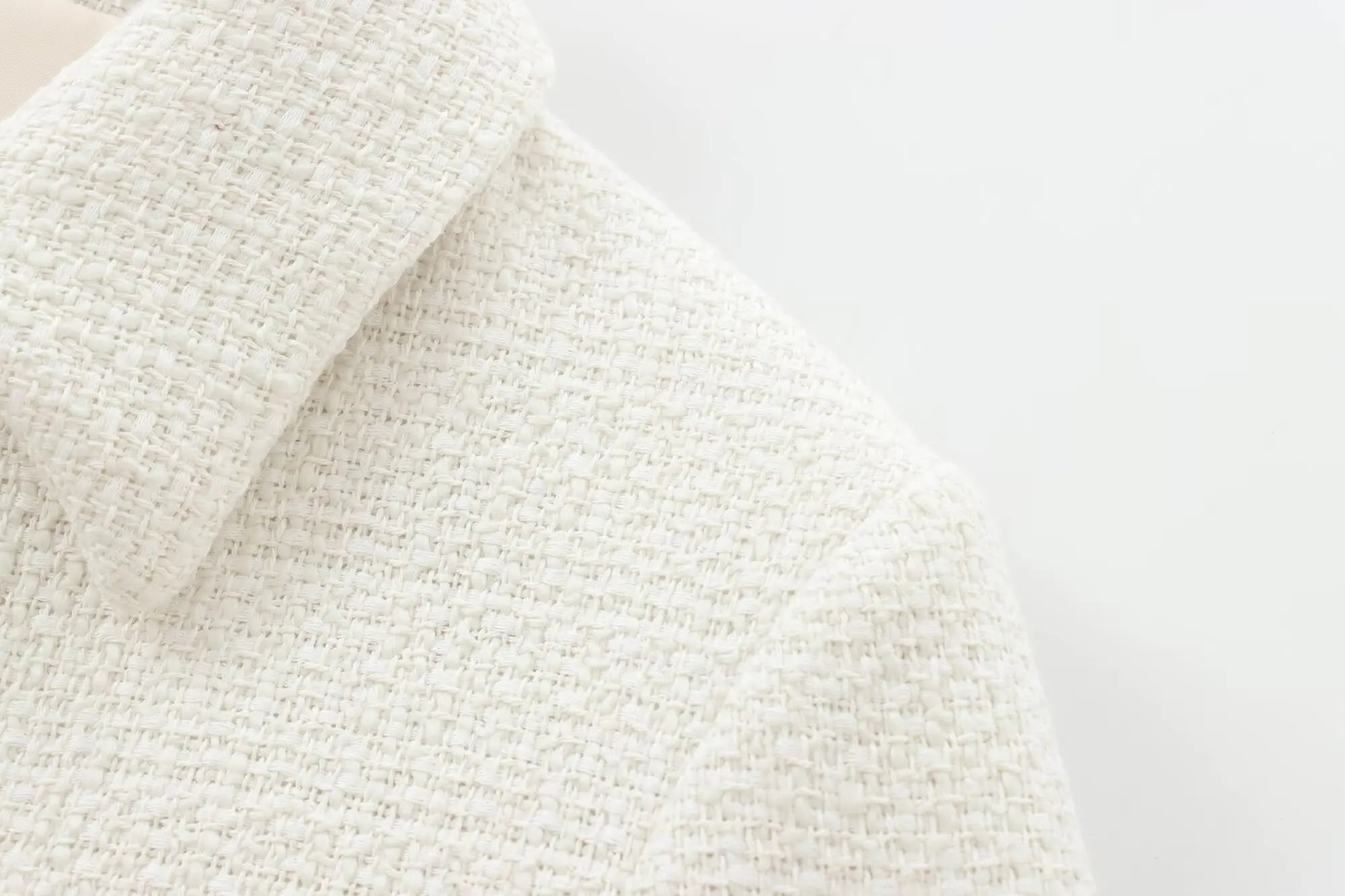 Alondra Sophisticated Tweed Jacket