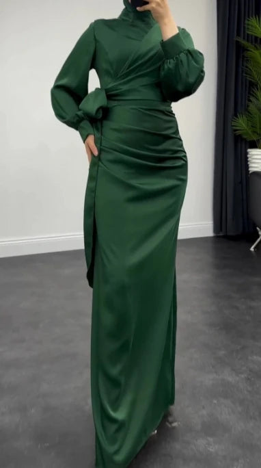 Lysandra Slim Satin Evening Dress