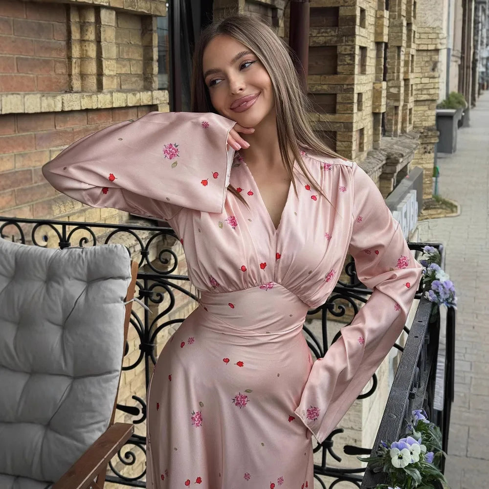 The Miralyn Maxi– Floral Pattern with Sculpted Waist