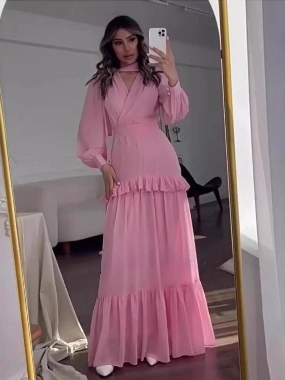 The Celmira Dress – Softly Structured with Feminine Silhouette