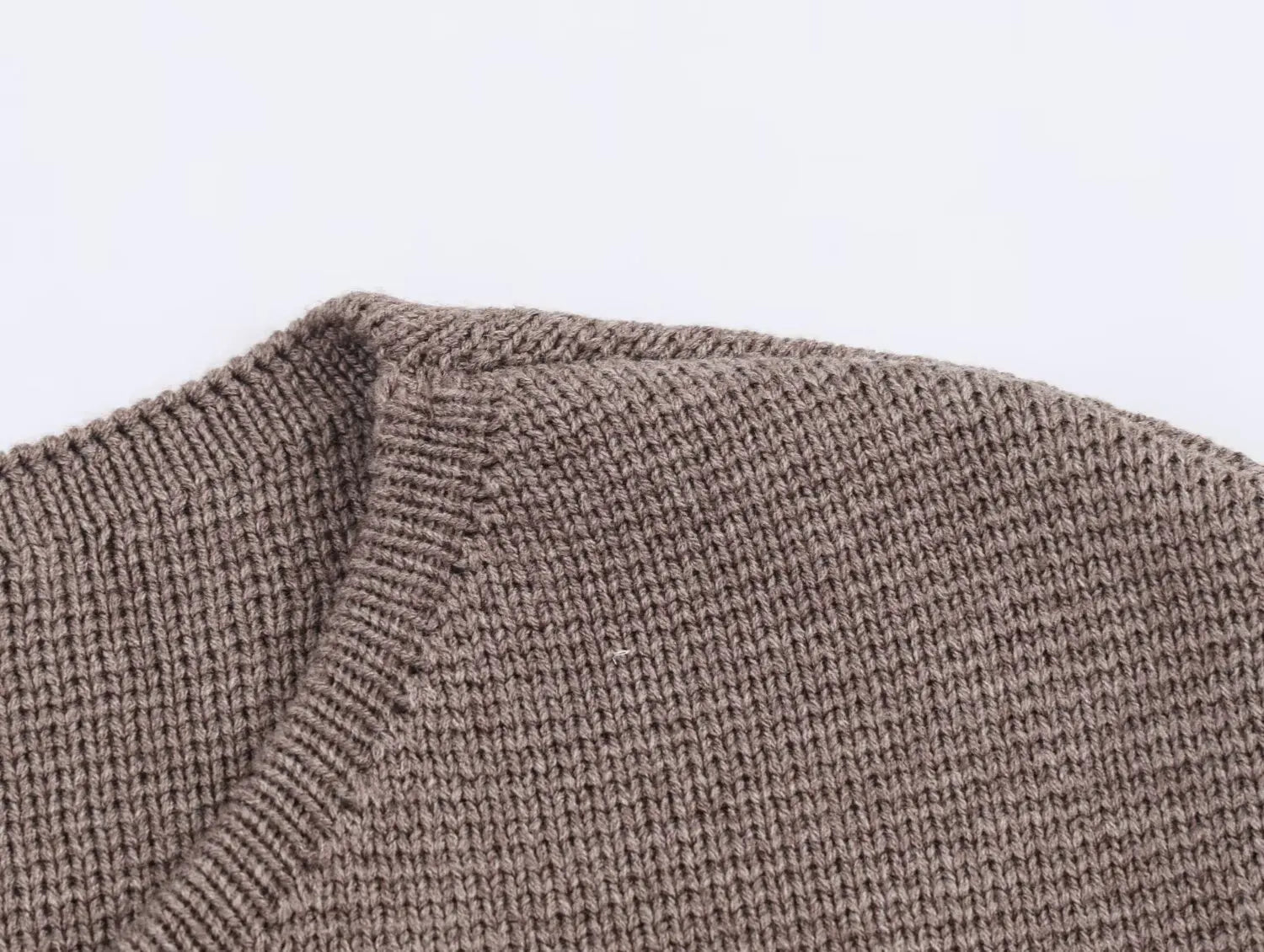 Tailored Knit Button-Down with Polished Silhouette