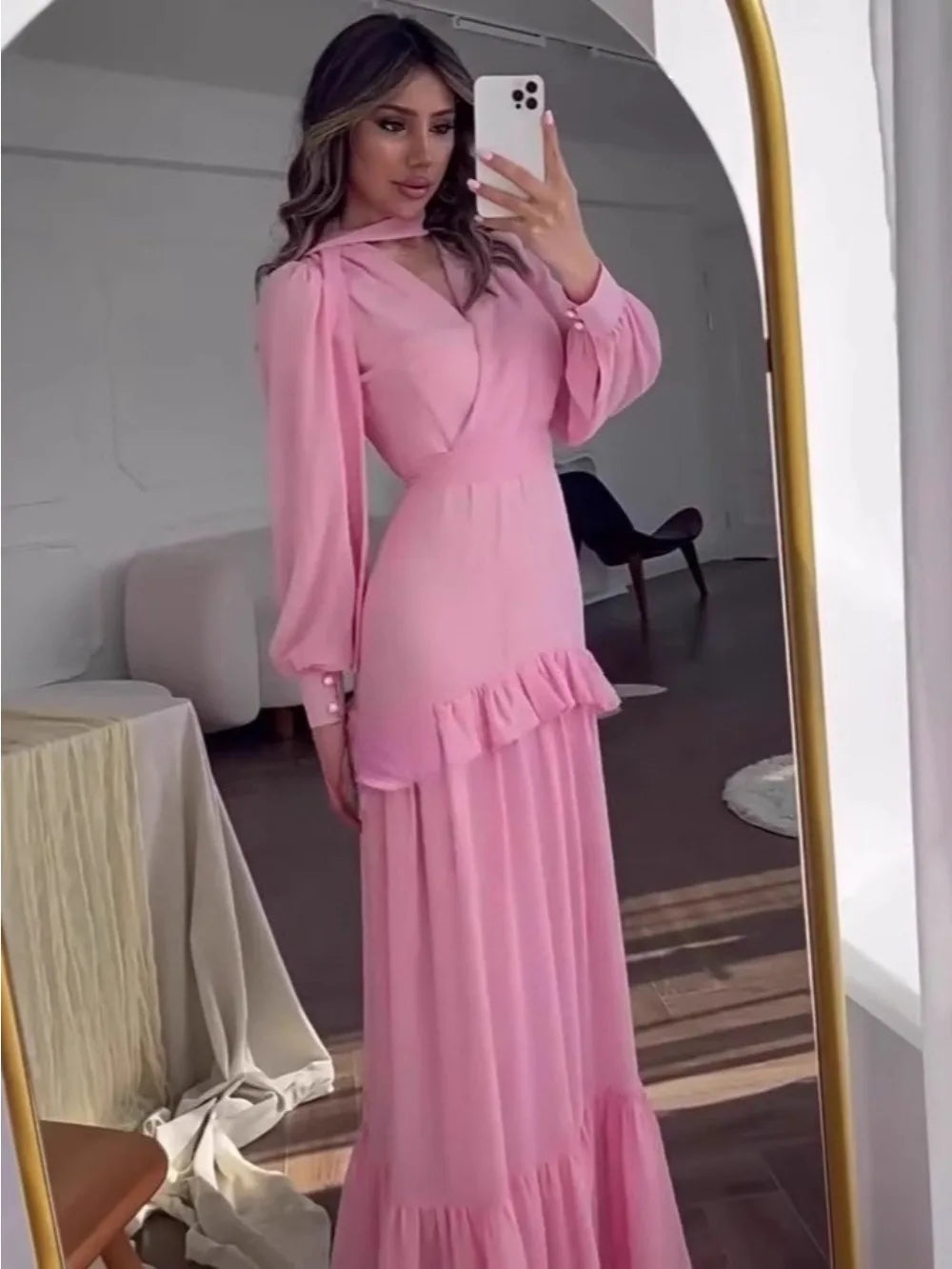 The Celmira Dress – Softly Structured with Feminine Silhouette