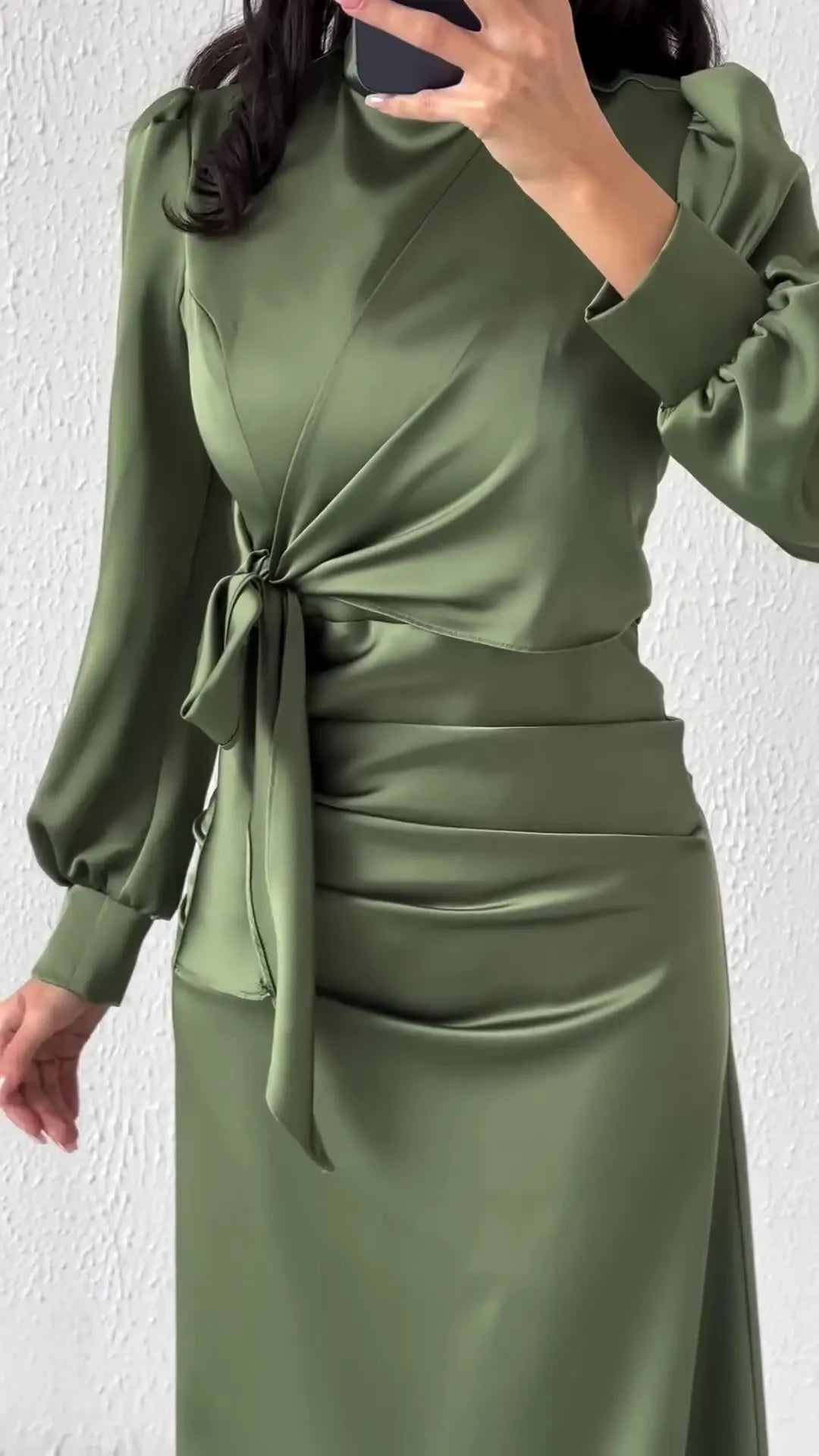 Lysandra Slim Satin Evening Dress