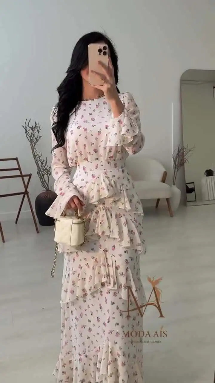 Delance Dress – Tiered Ruffle with Blooming Pink Florals