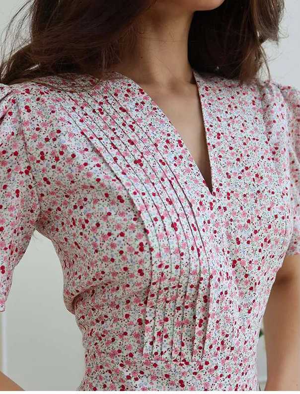 Mini Bouquet- Flowing Floral Midaxi