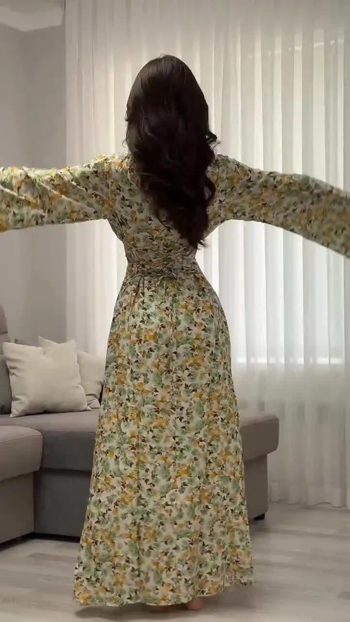 The Melisandre Robe- Slim-Fit Floral Dress with Poetic Bell Sleeves