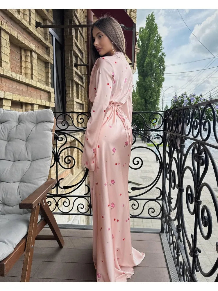The Miralyn Maxi– Floral Pattern with Sculpted Waist