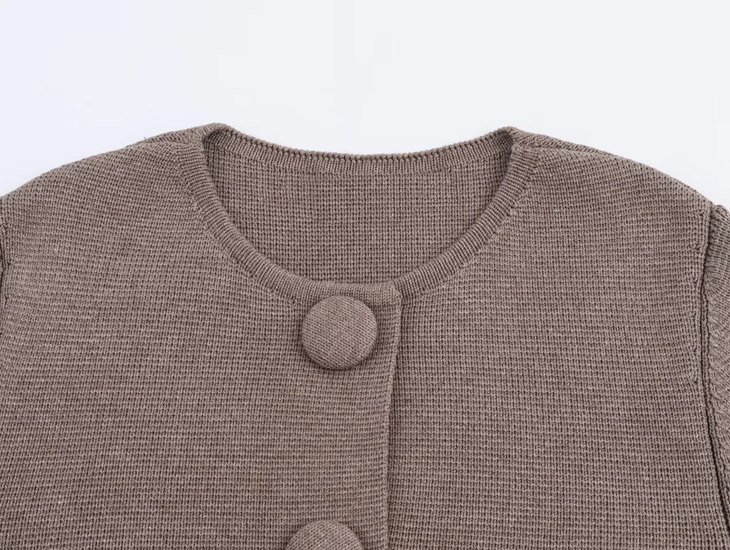 Tailored Knit Button-Down with Polished Silhouette